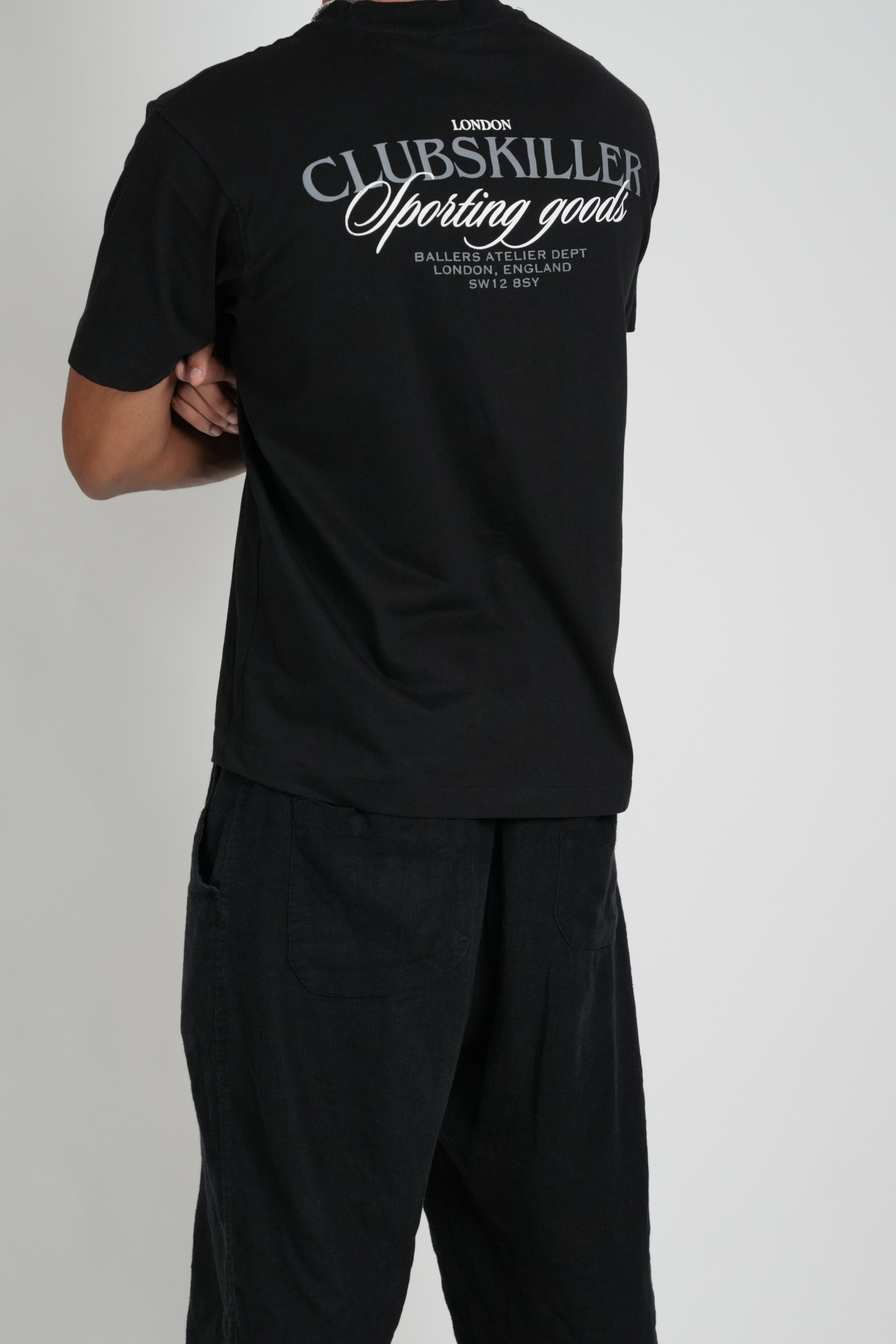 BLACK ESSENTIAL CLUB SKILLER T-SHIRT